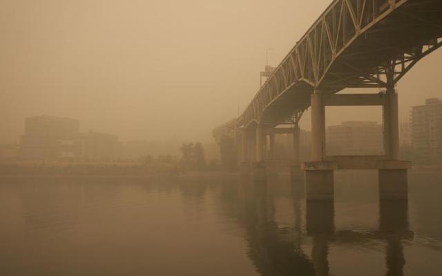Smoke blanketing Portland